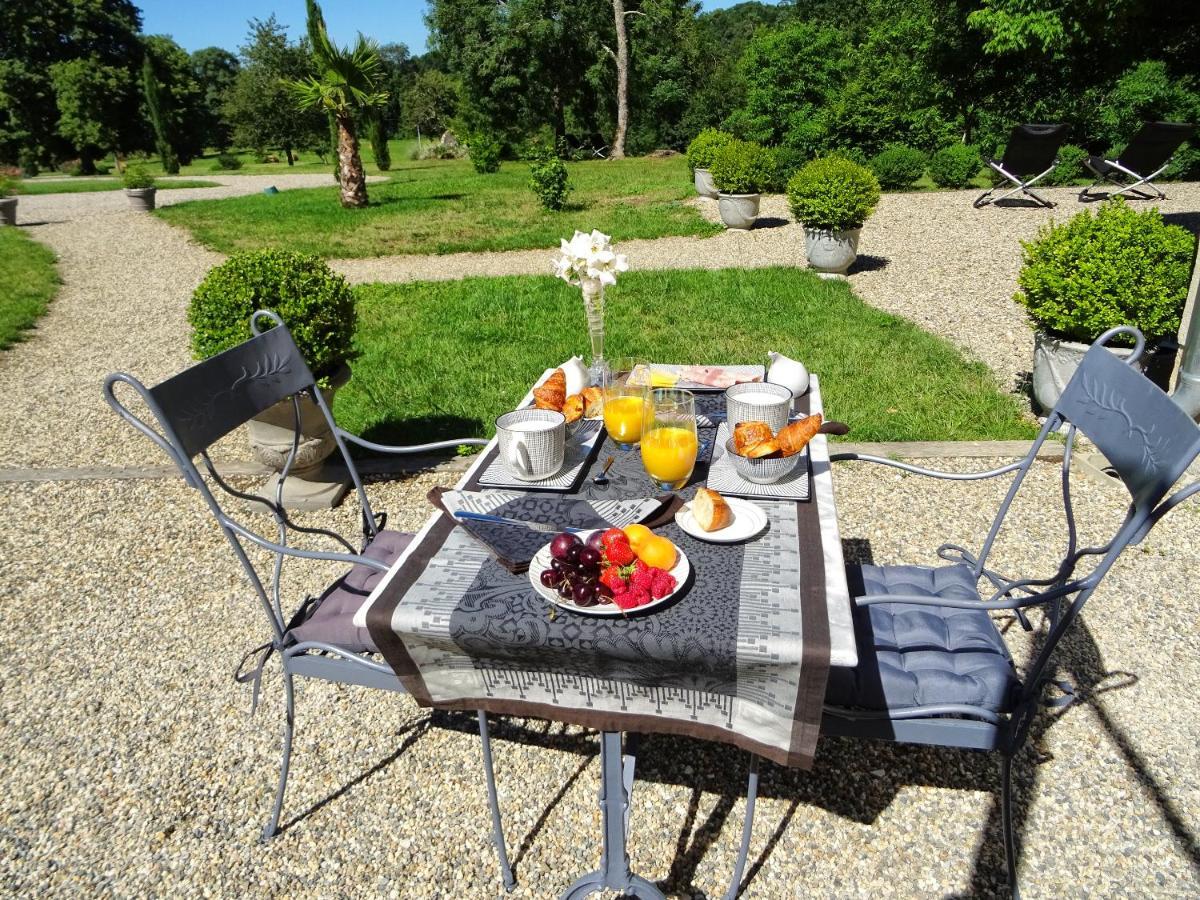 Domaine La Bastide Bed & Breakfast Cleyrac Exterior photo